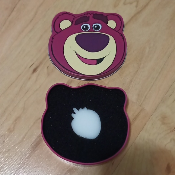 $5 Disney Toy Story Lotso Makeup Brush Cleaner Mat Sponge - Picture 6 of 13